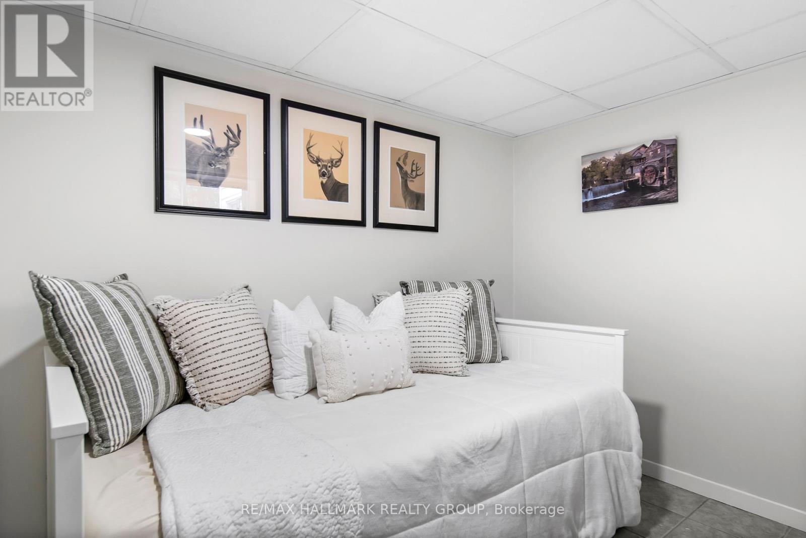 17 Kenney Road Property Photo 28
