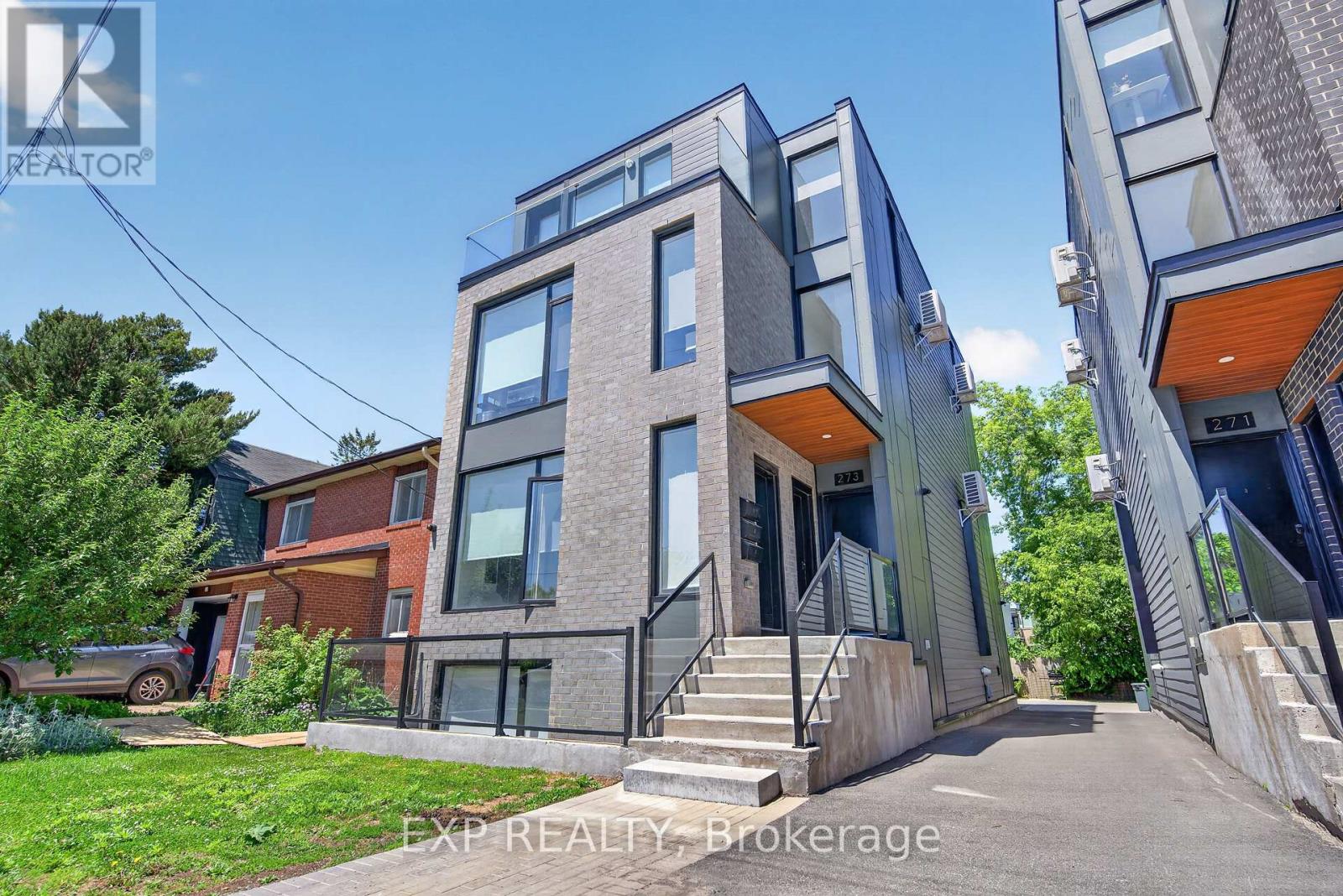 273 DUNCAIRN AVENUE Property Photo 1
