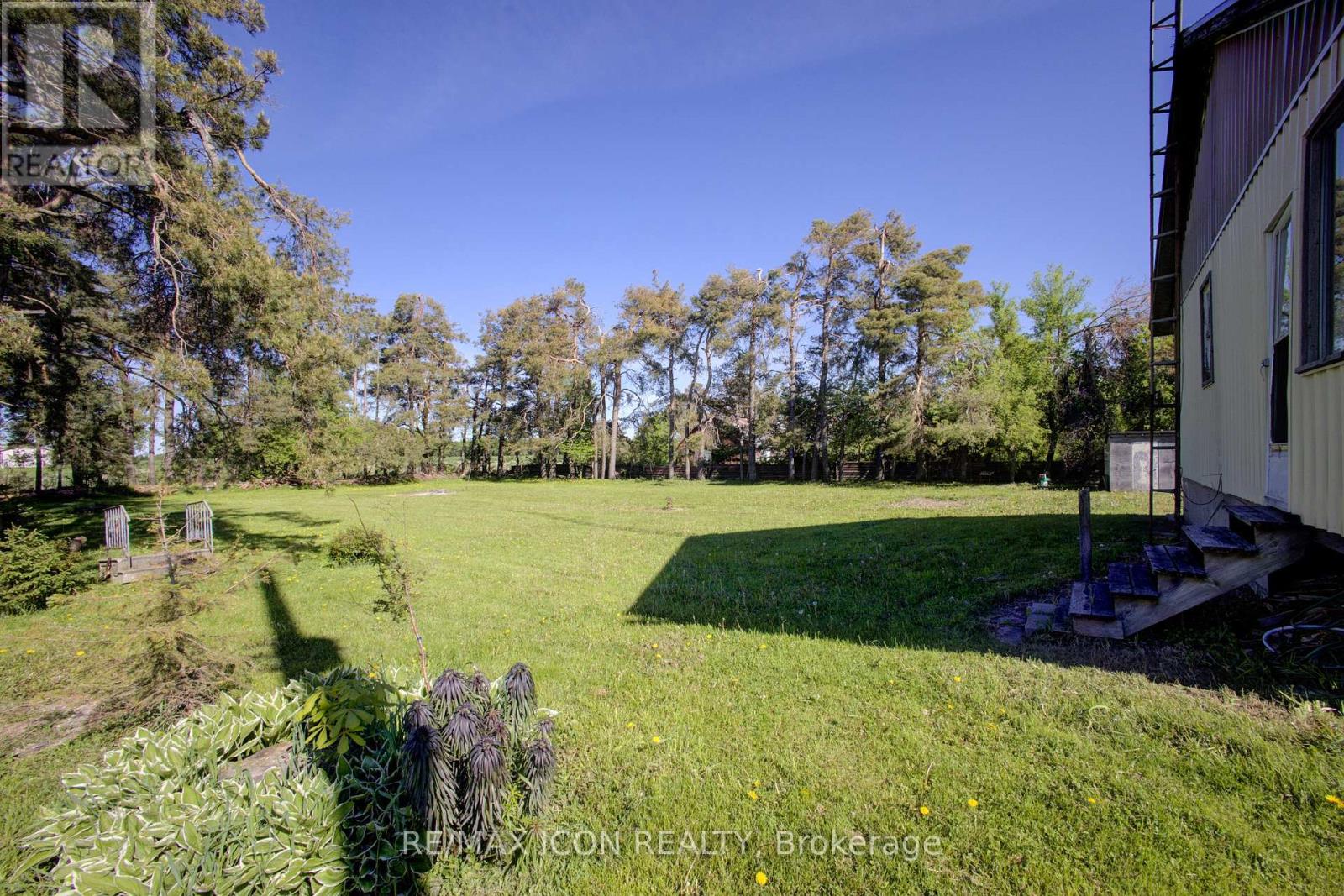 518306 County 124 Road Property Photo 5