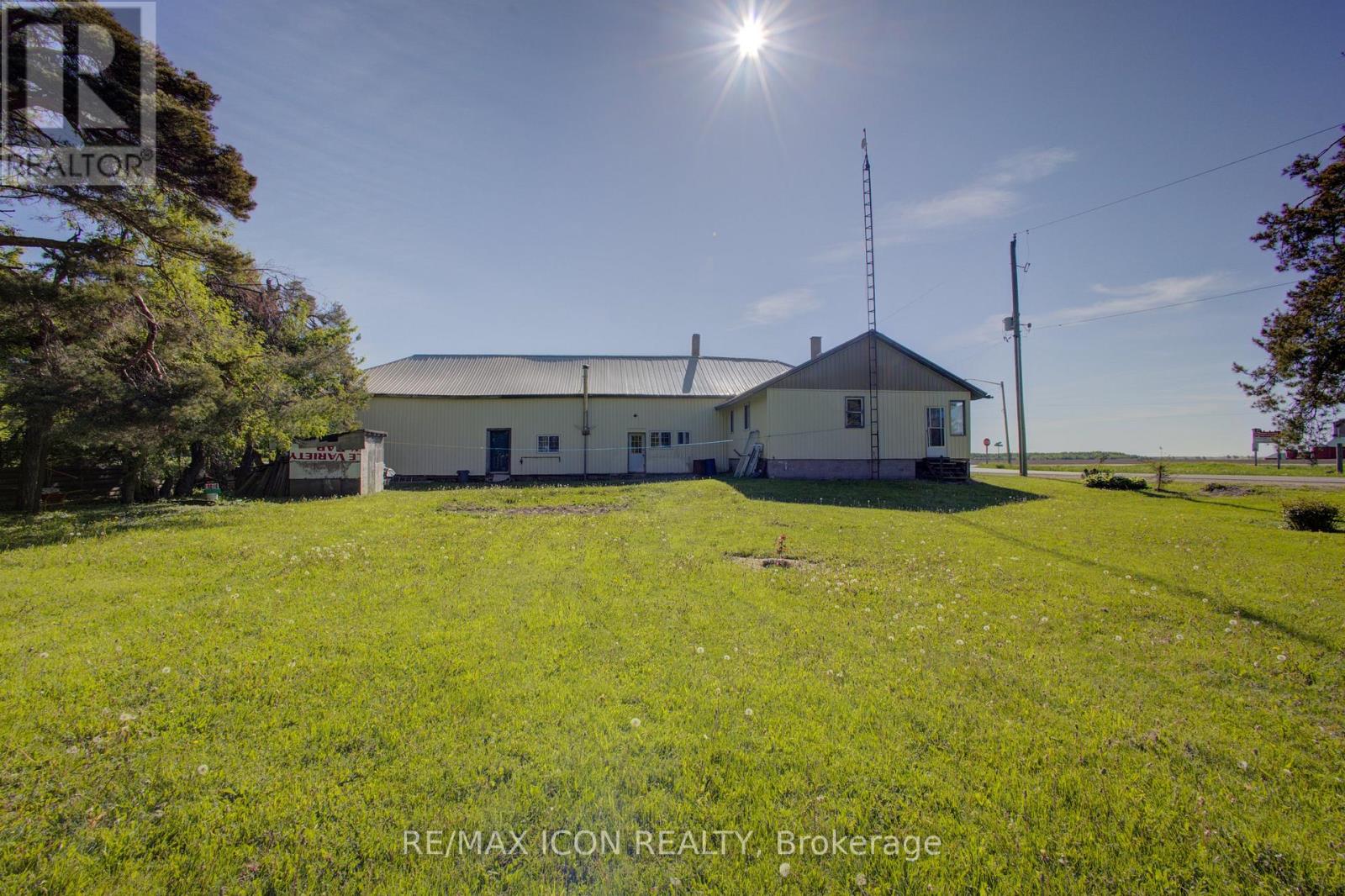 518306 County 124 Road Property Photo 9