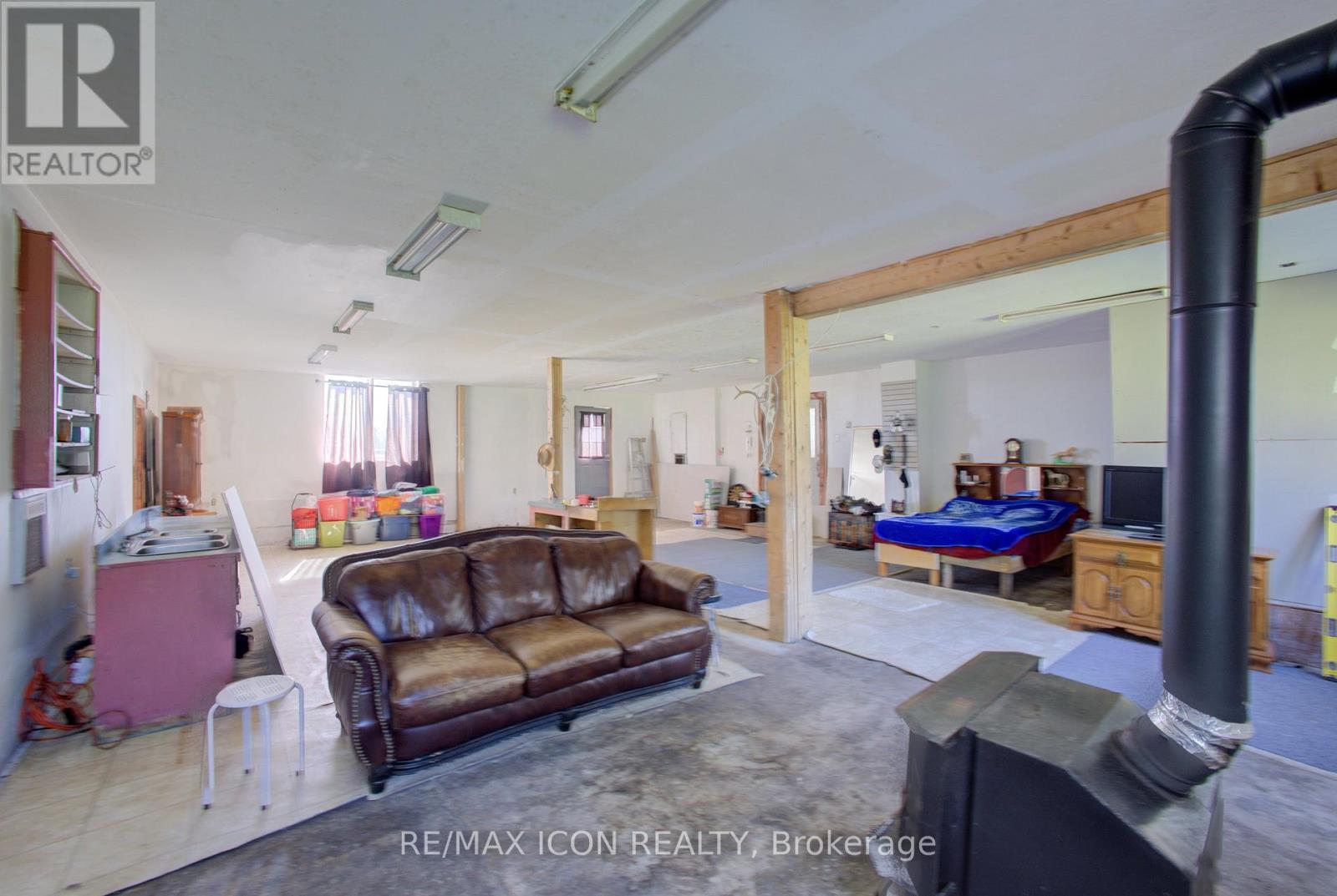 518306 County 124 Road Property Photo 16