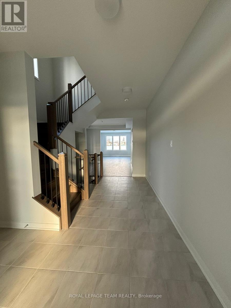 420 Meynell Street Property Photo 4