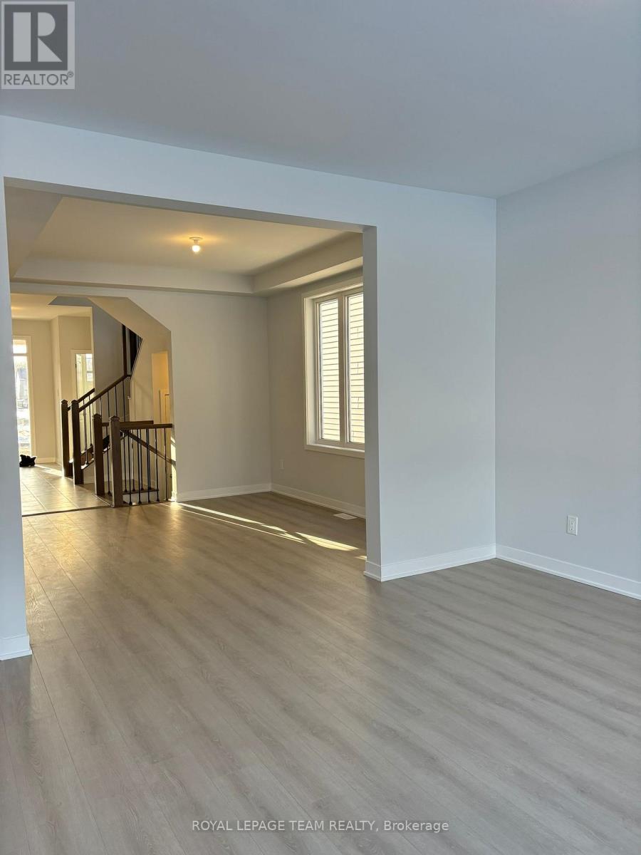 420 Meynell Street Property Photo 6