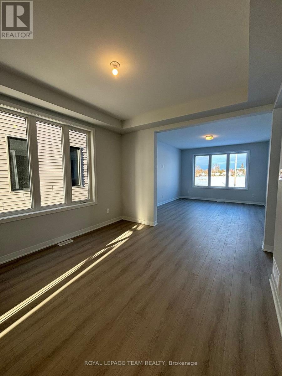420 Meynell Street Property Photo 8