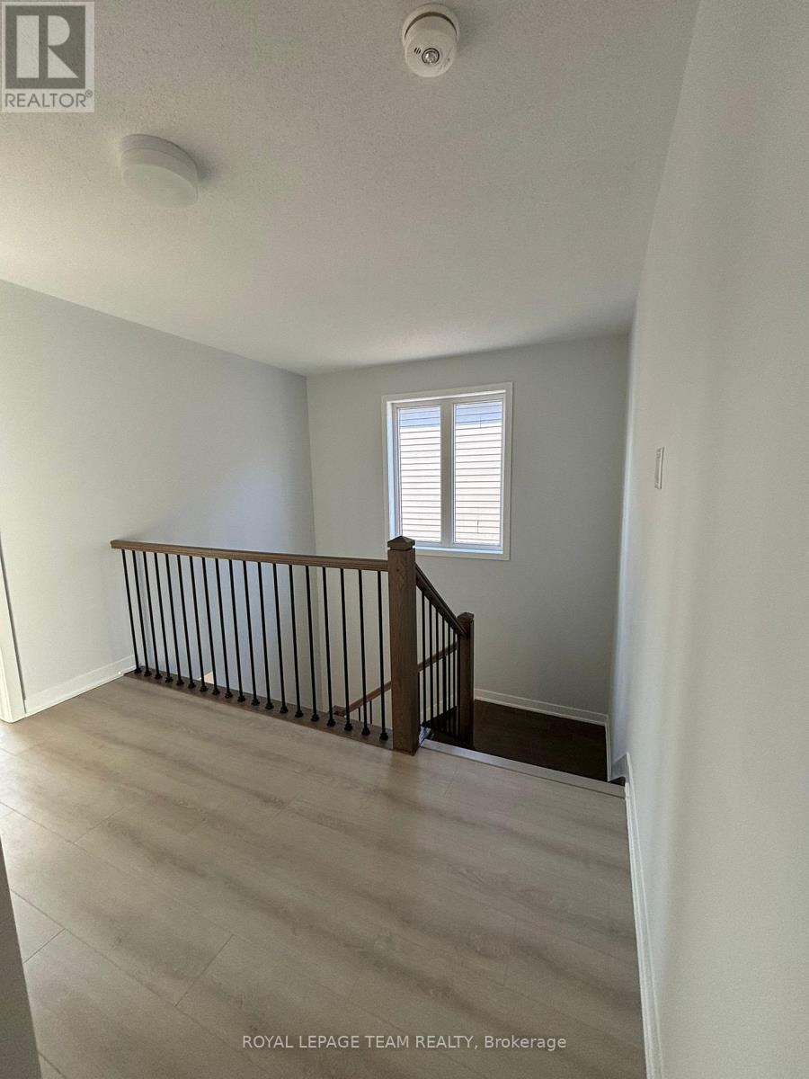 420 Meynell Street Property Photo 17