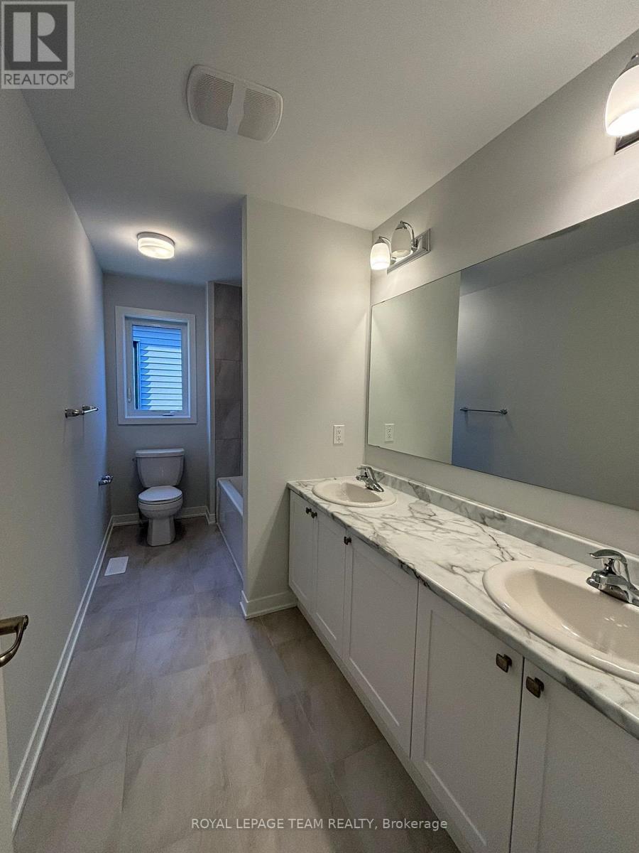 420 Meynell Street Property Photo 19