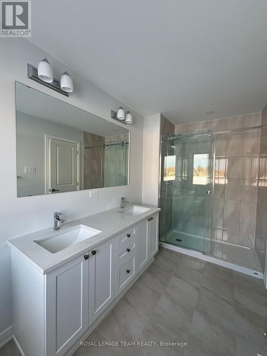 420 Meynell Street Property Photo 23