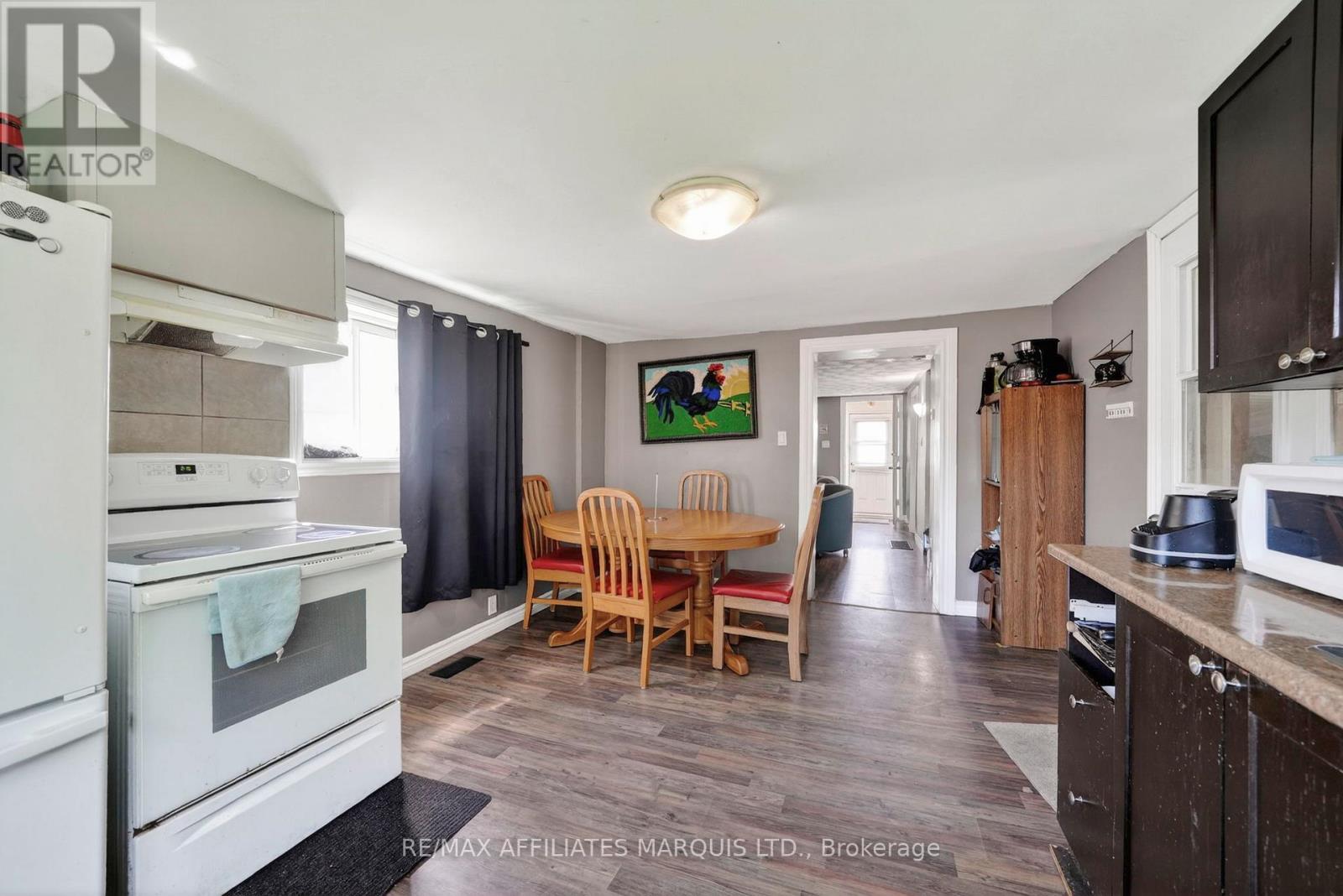 117 Sixth Street W Property Photo 10