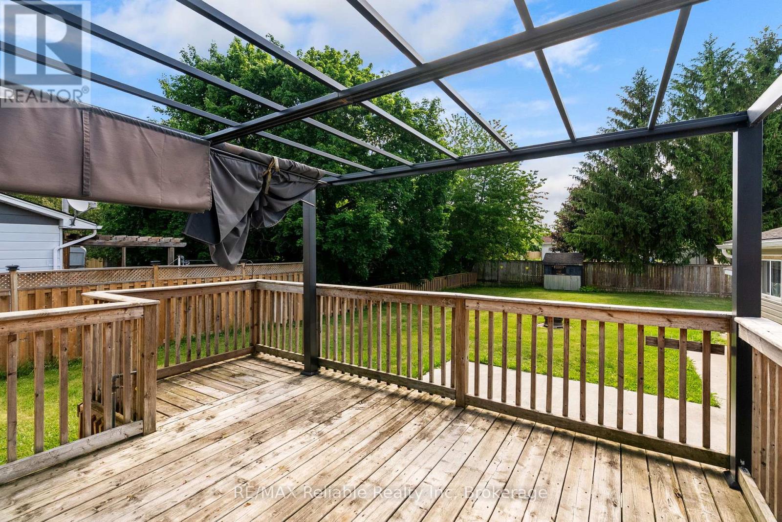 182 Jarvis Street S Property Photo 29