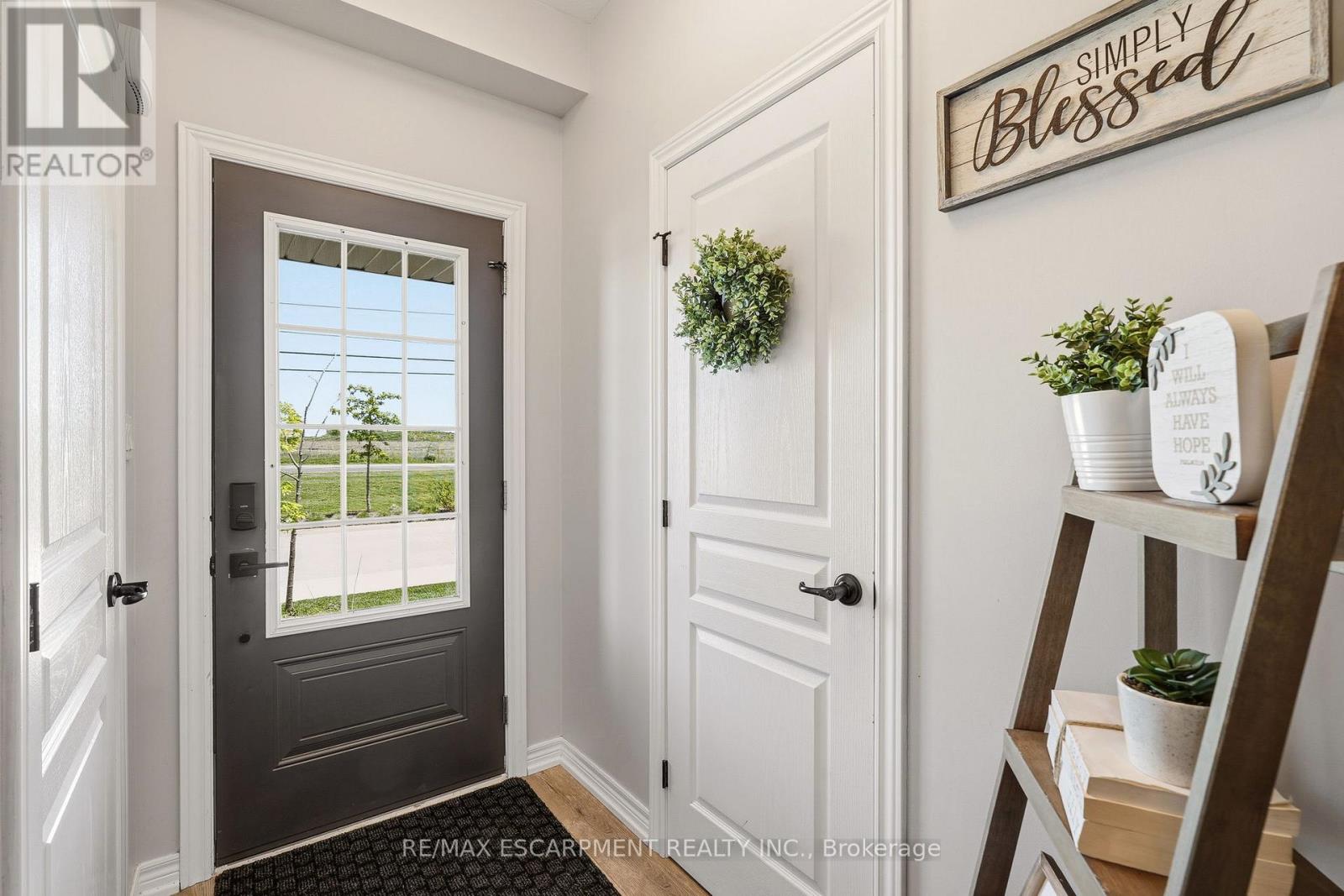 19 Severino Circle Property Photo 5