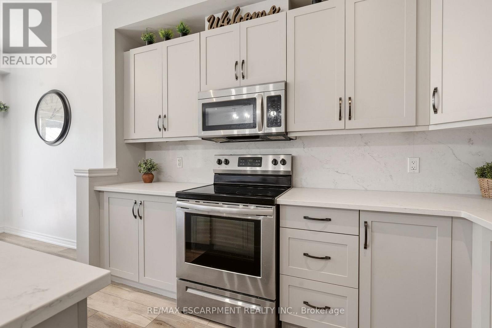 19 Severino Circle Property Photo 12