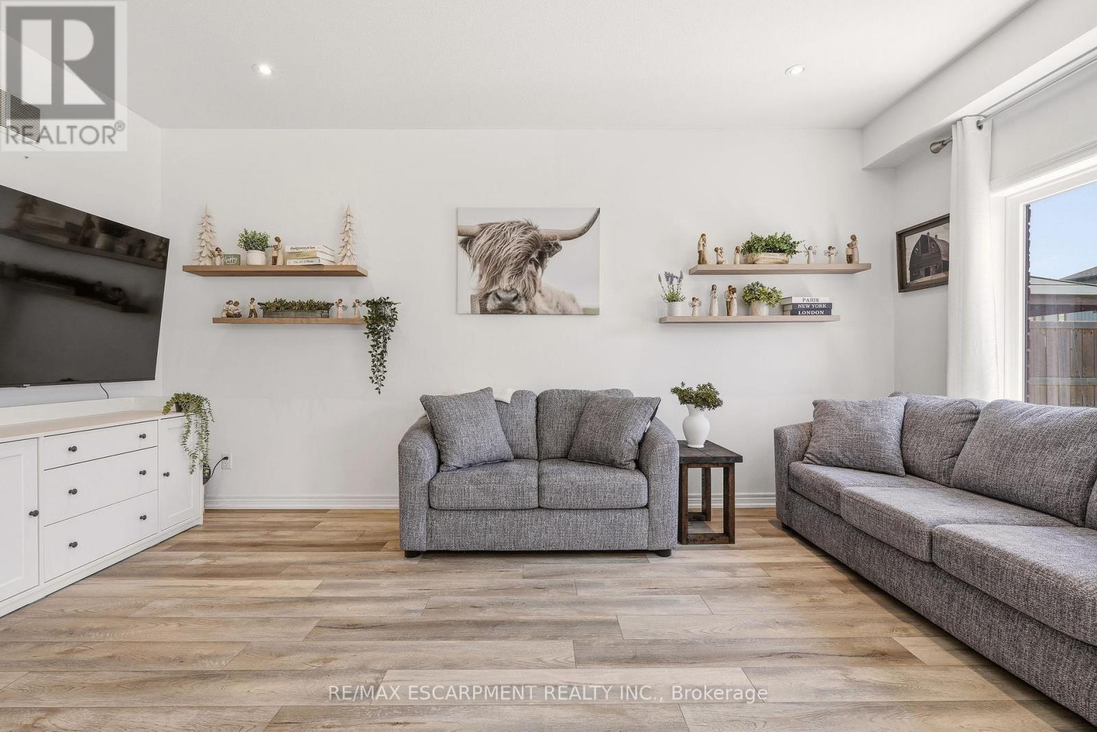 19 Severino Circle Property Photo 16