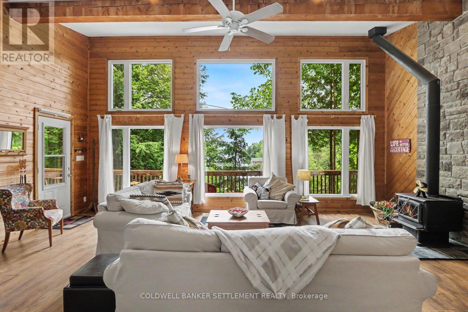 143 Horseshoe Bay Property Photo 7