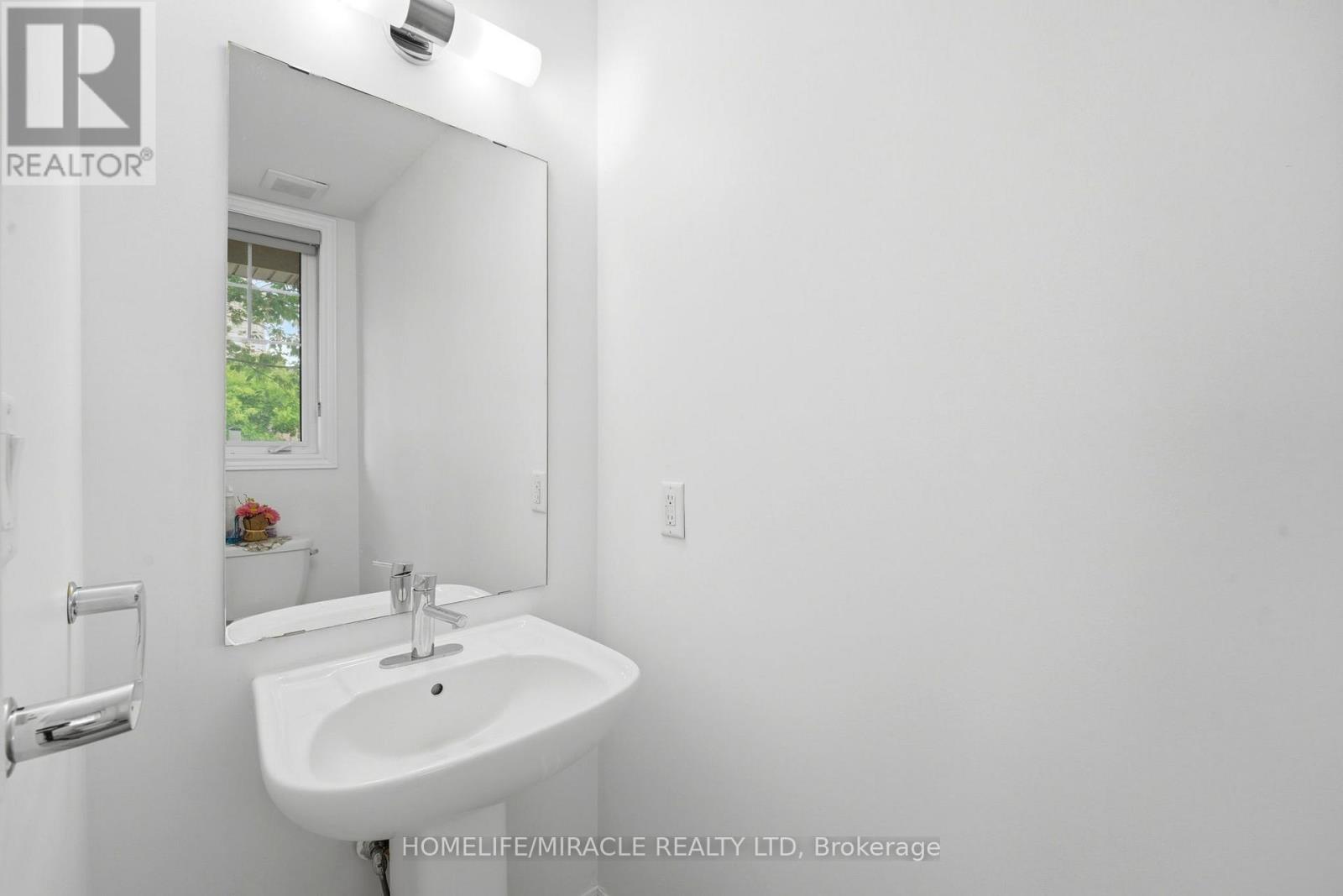 49 - 1890 Rymal Road E Property Photo 18