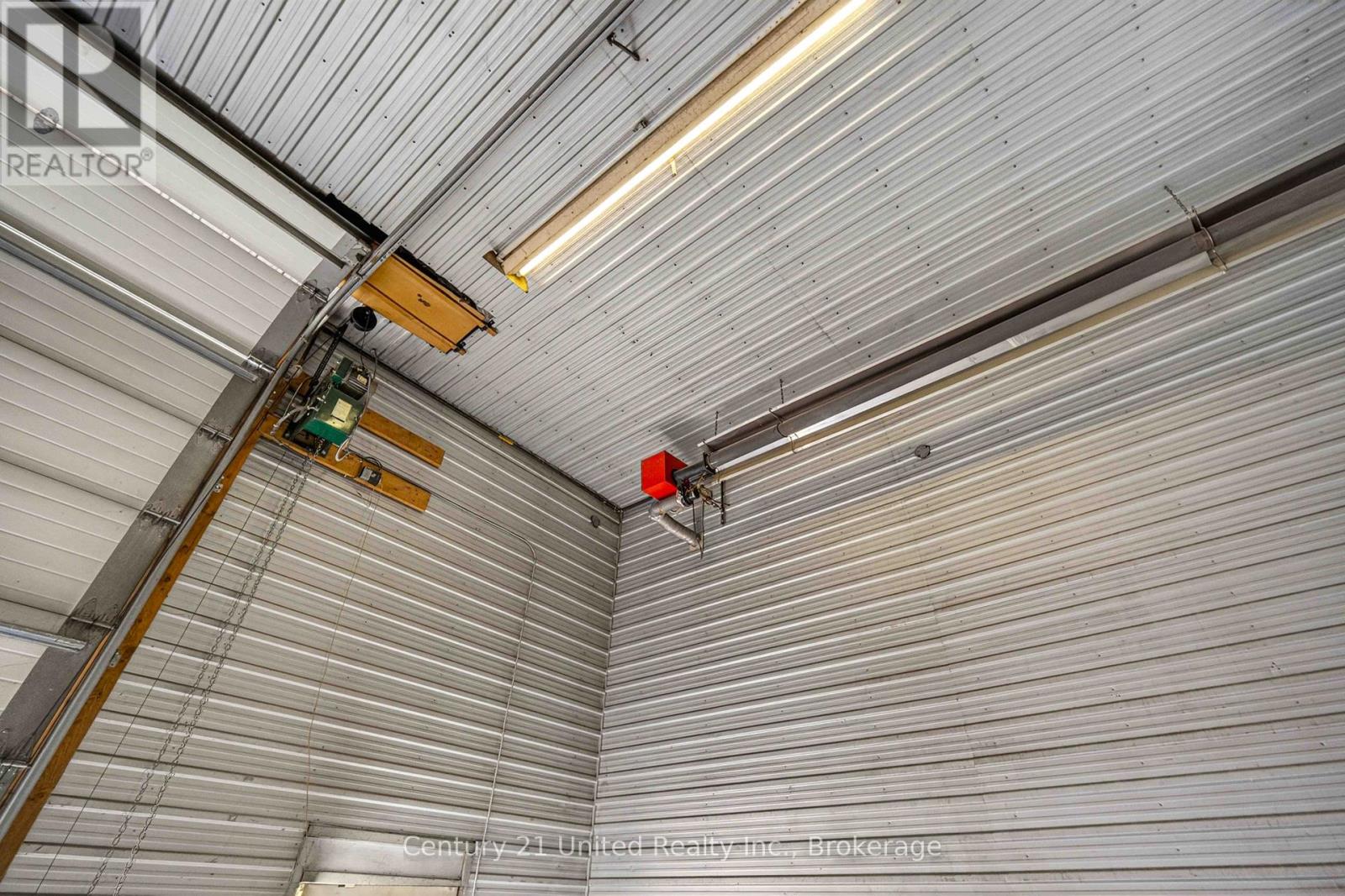 832 Northey's Bay Road Property Photo 13