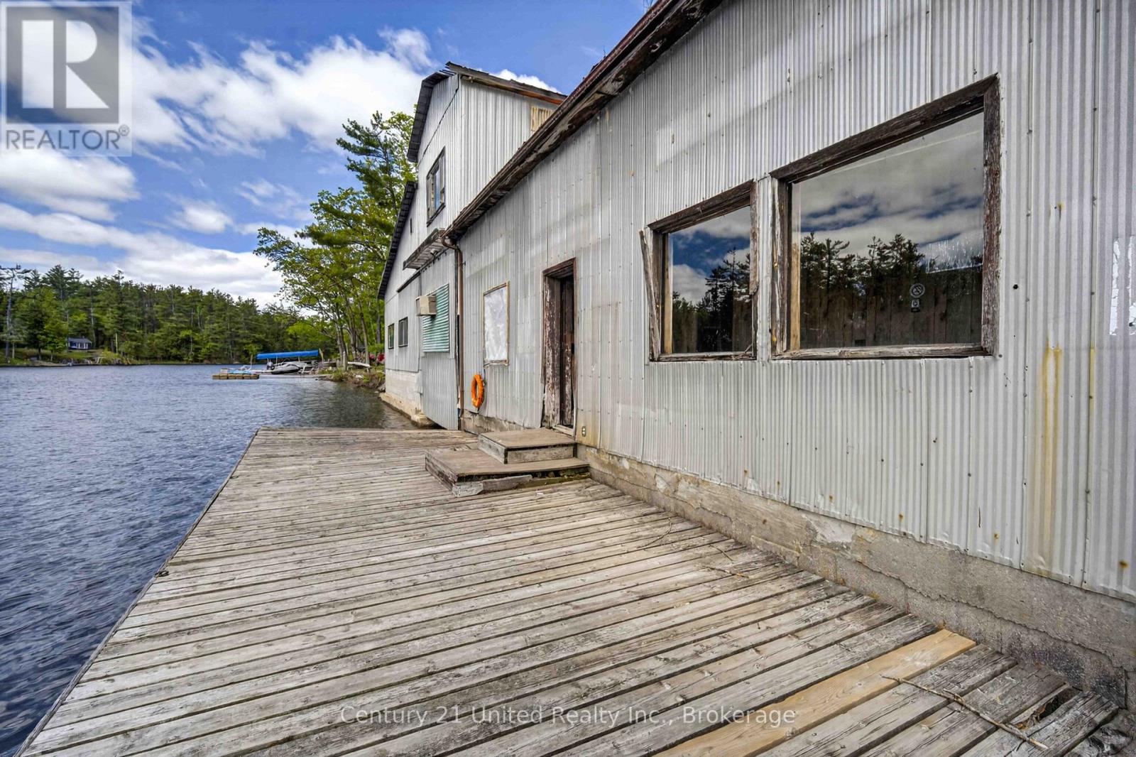 832 Northey's Bay Road Property Photo 20
