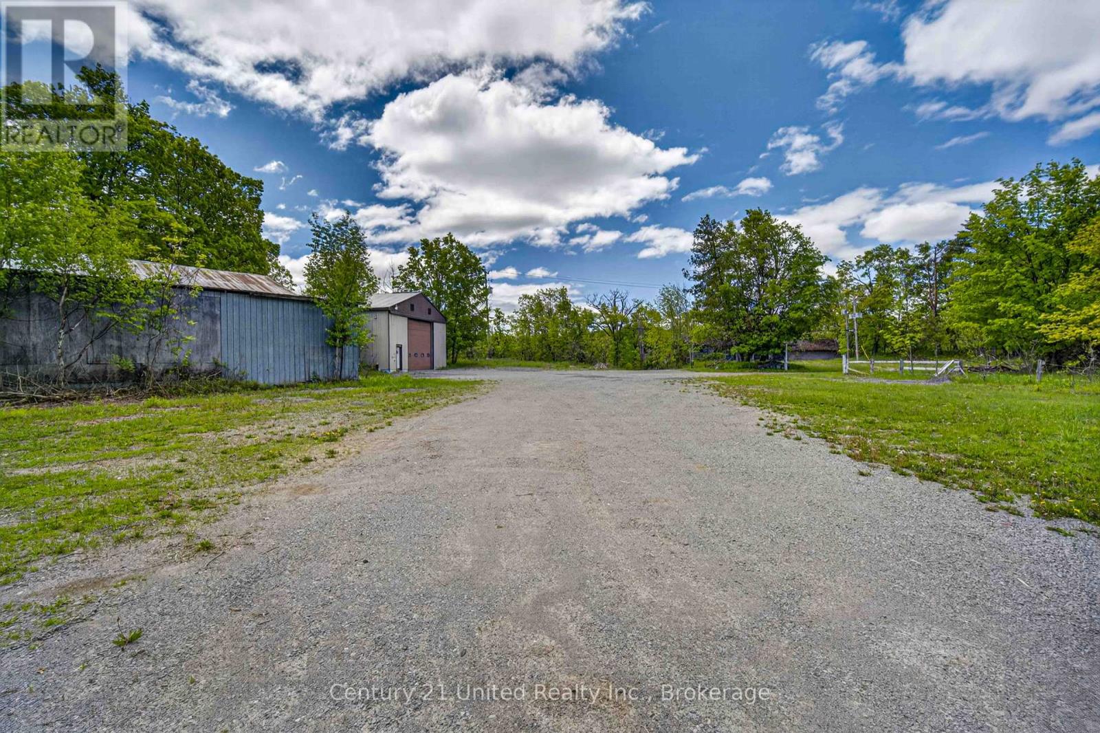 832 Northey's Bay Road Property Photo 47