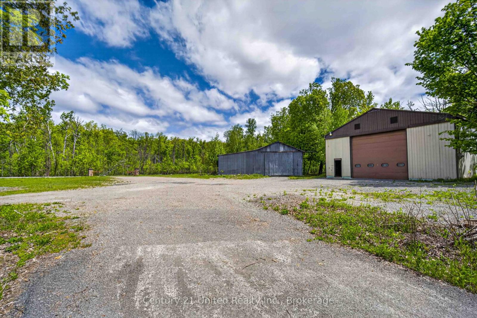 832 Northey's Bay Road Property Photo 48