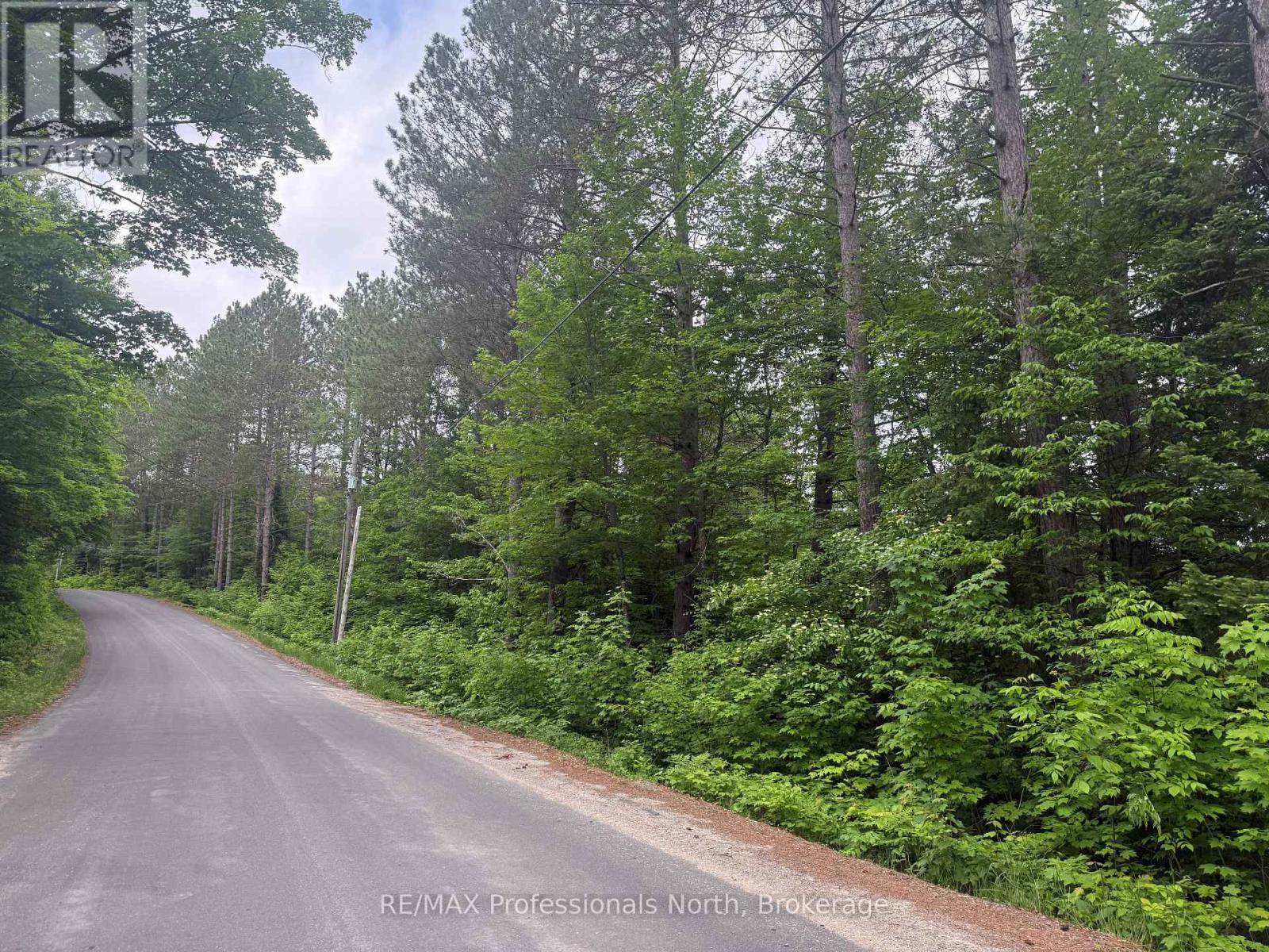 1333 Williamsport Road N Property Photo 1