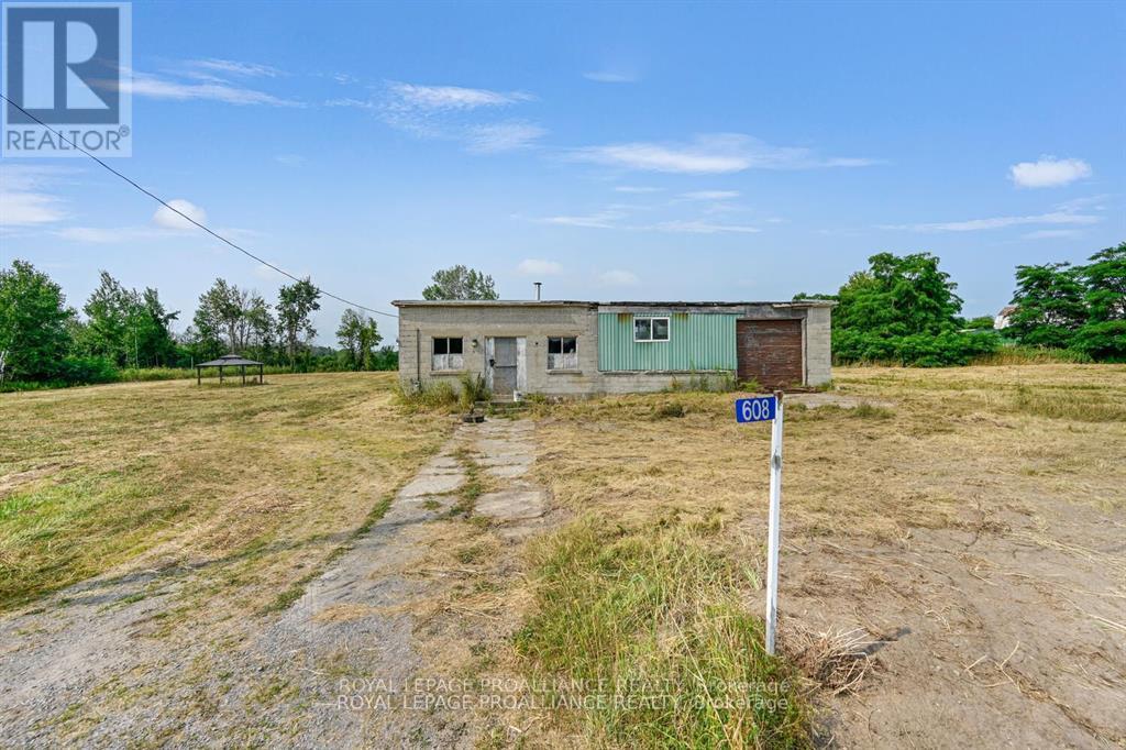 608 Froom Road Property Photo 1