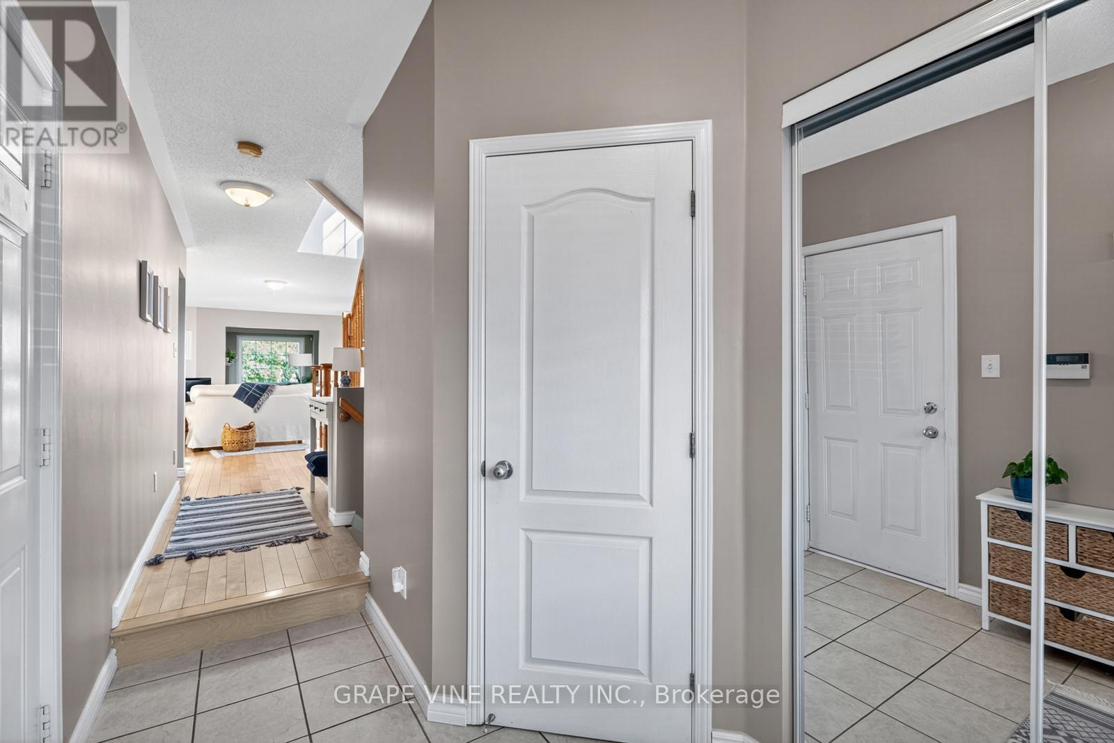 21 Fieldberry Private Property Photo 6