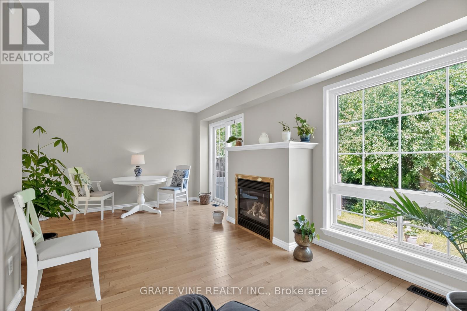 21 Fieldberry Private Property Photo 15