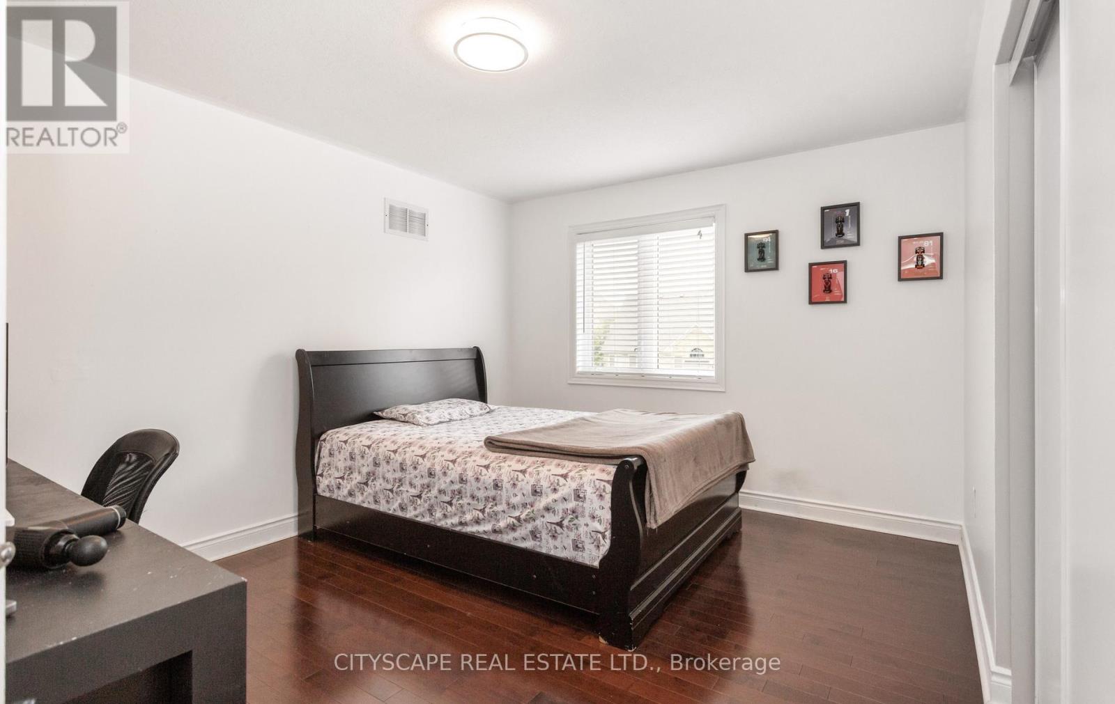 20 Lands Court Property Photo 34