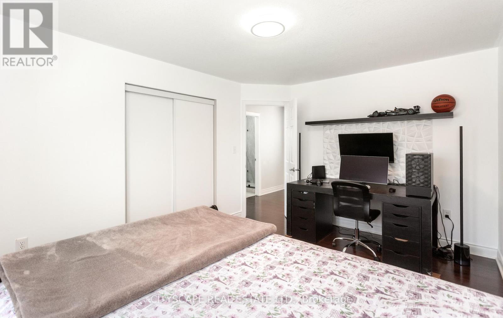 20 Lands Court Property Photo 42