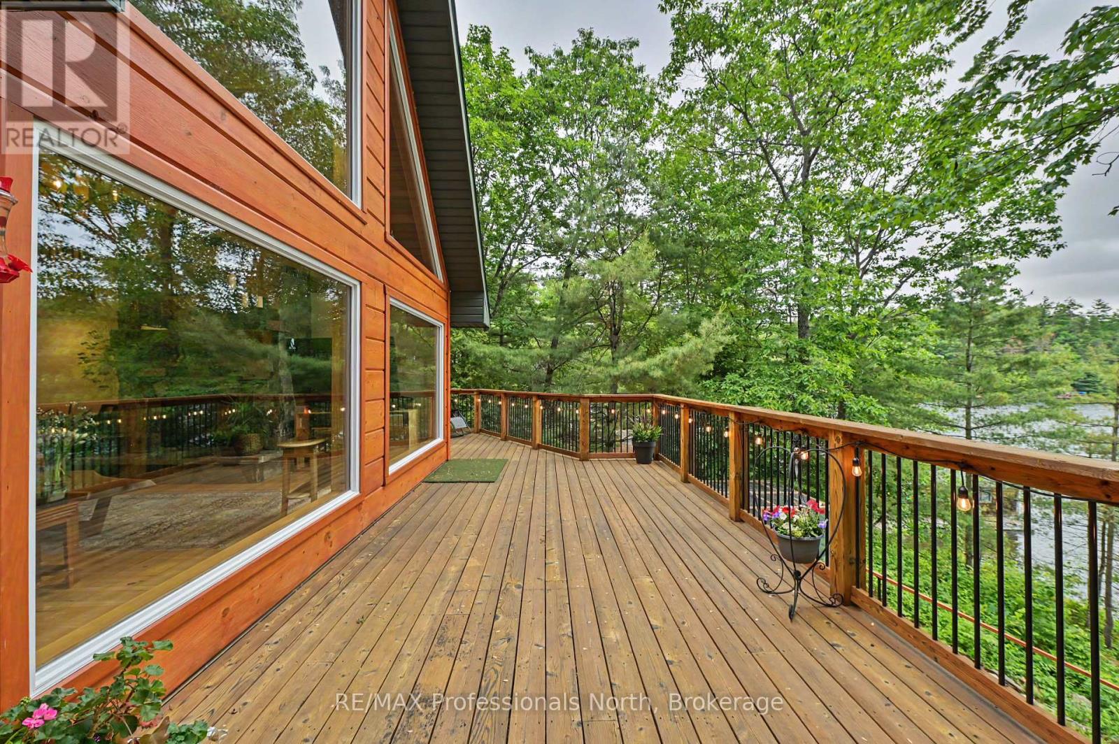 1015 Bluestone Lane Property Photo 22