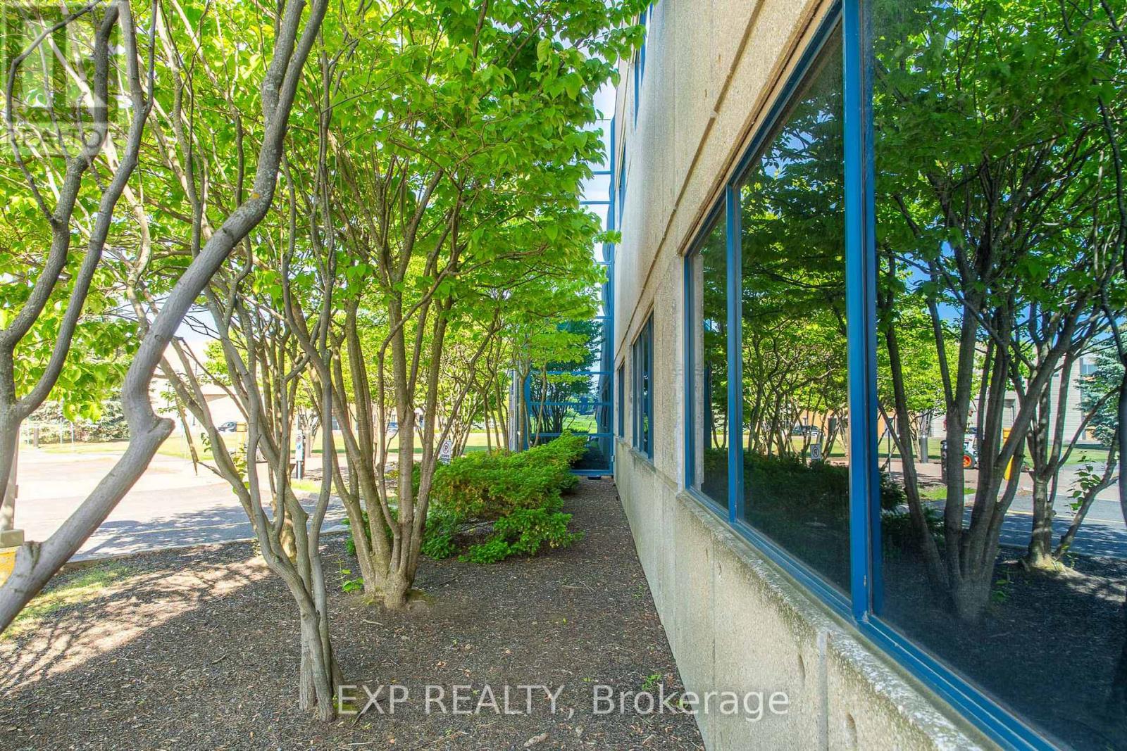 31 Auriga Drive Property Photo 9
