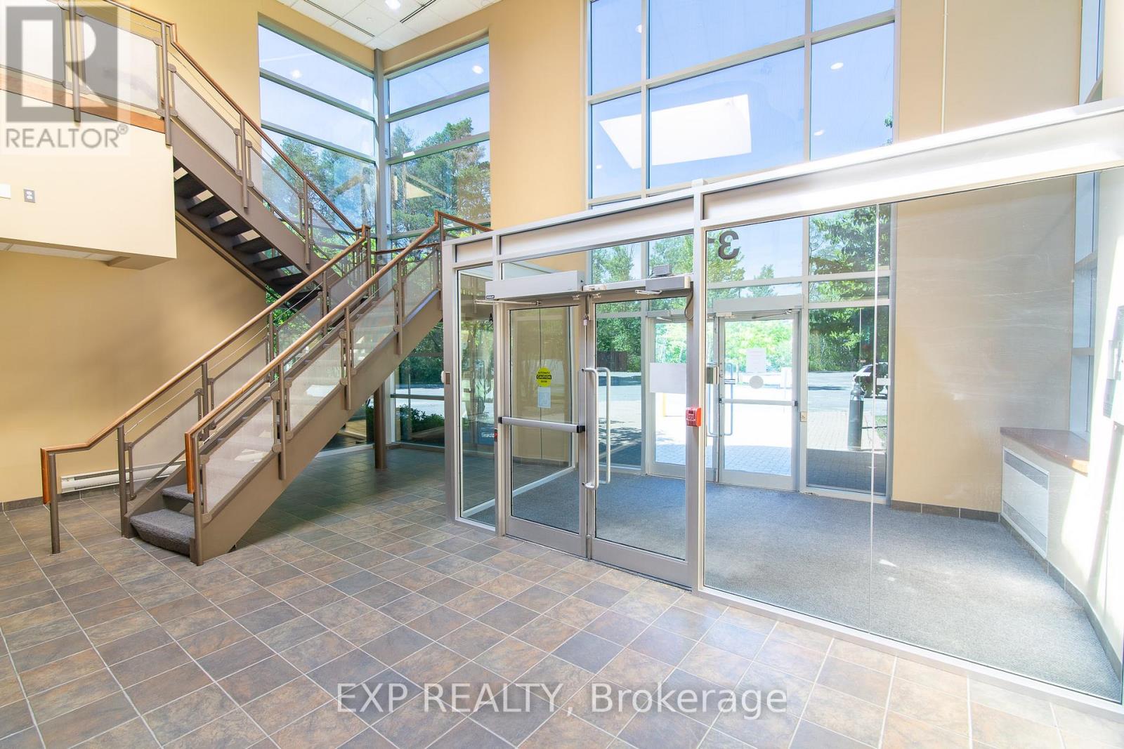 31 Auriga Drive Property Photo 11