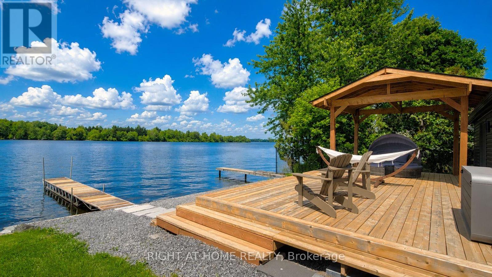 3858 Rideau River Road Property Photo