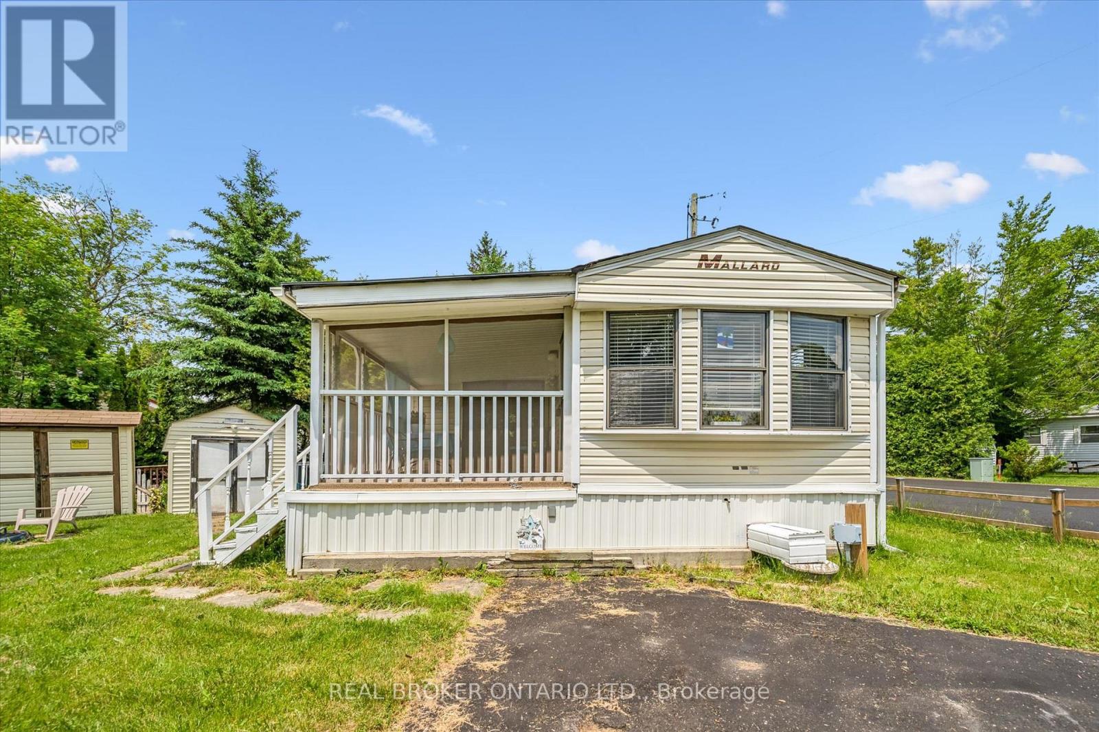 157 CEDAR CRESCENT Property Photo 1