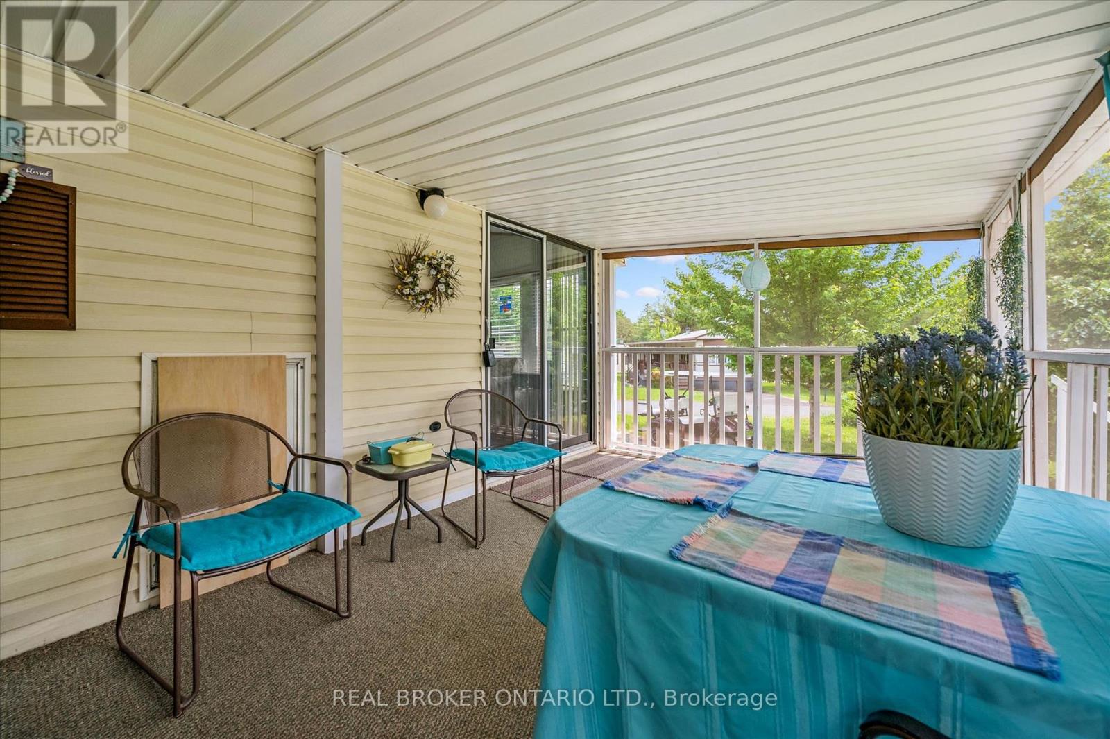 157 Cedar Crescent Property Photo 3