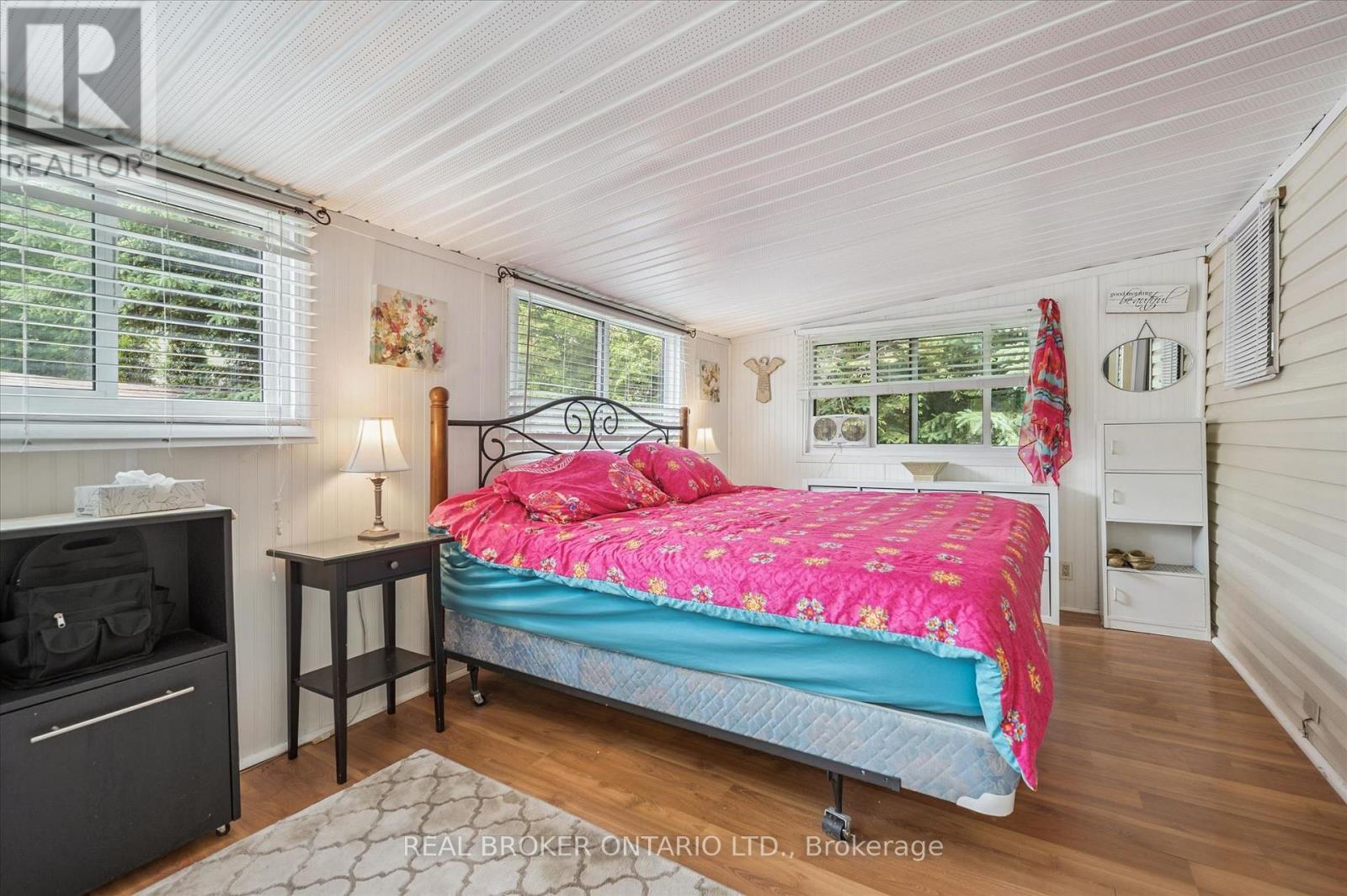 157 Cedar Crescent Property Photo 11