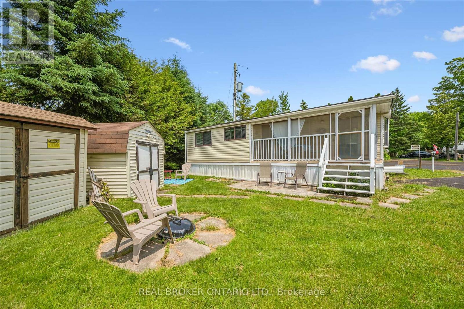 157 Cedar Crescent Property Photo 14