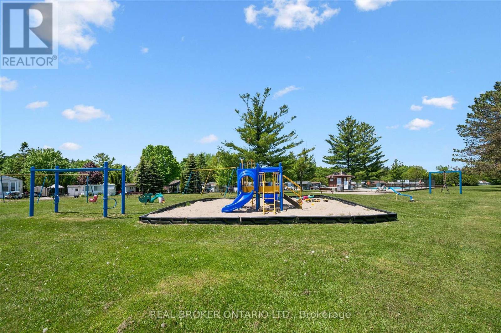 157 Cedar Crescent Property Photo 18
