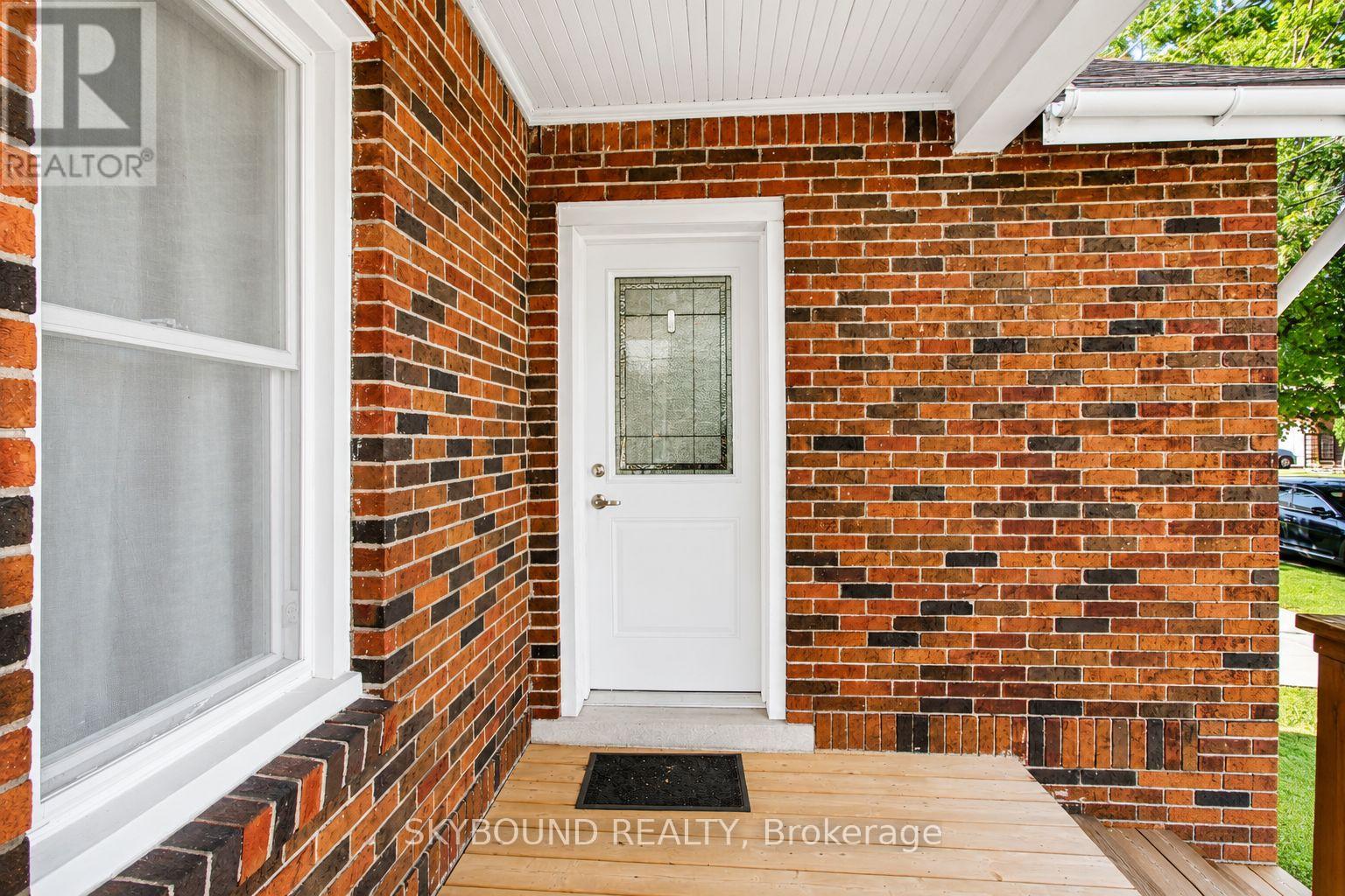 1723 Langlois Avenue Property Photo 3