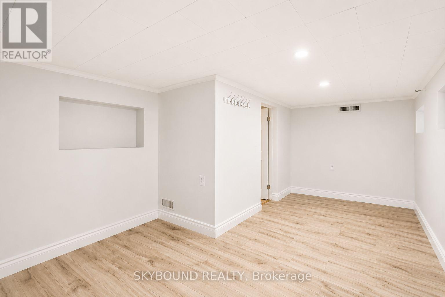 1723 Langlois Avenue Property Photo 16