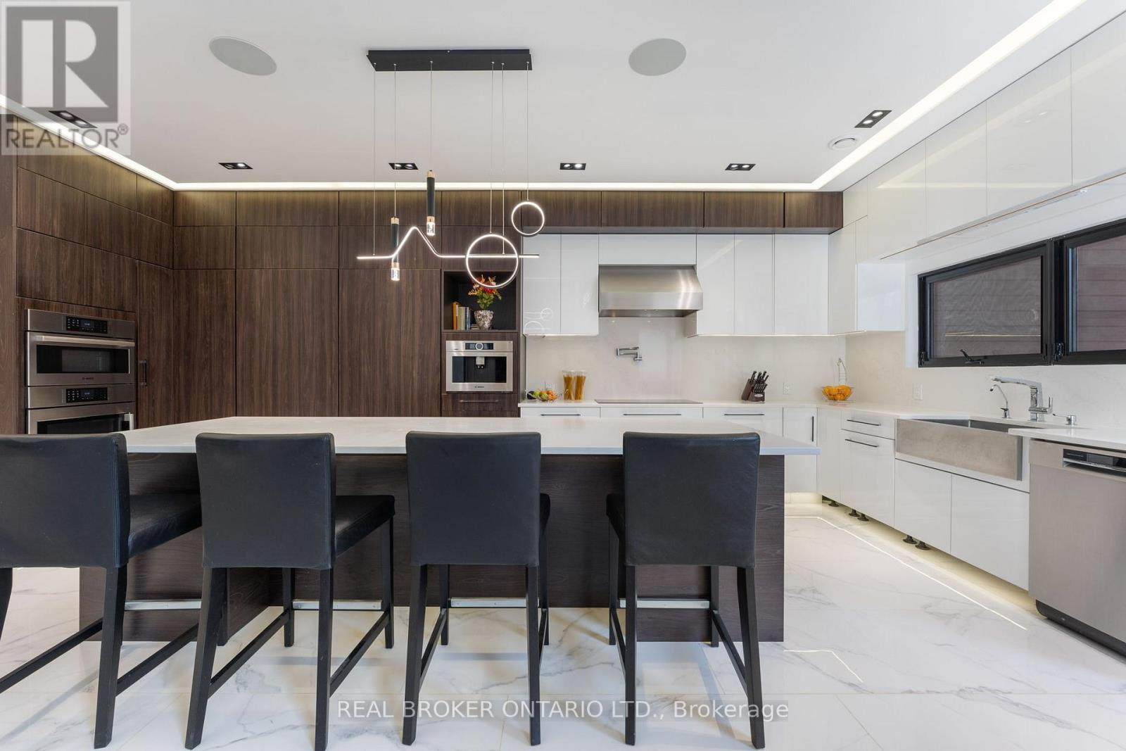 6 Campbell Farm Road Property Photo 12