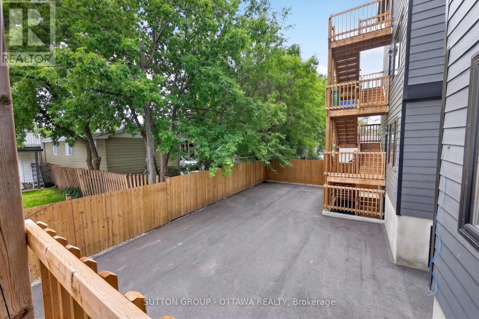 340 Shakespeare Street Property Photo 5