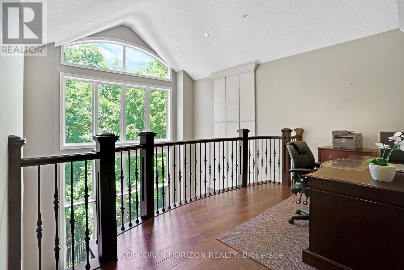 8 - 258 Edgewater Crescent Property Photo 34