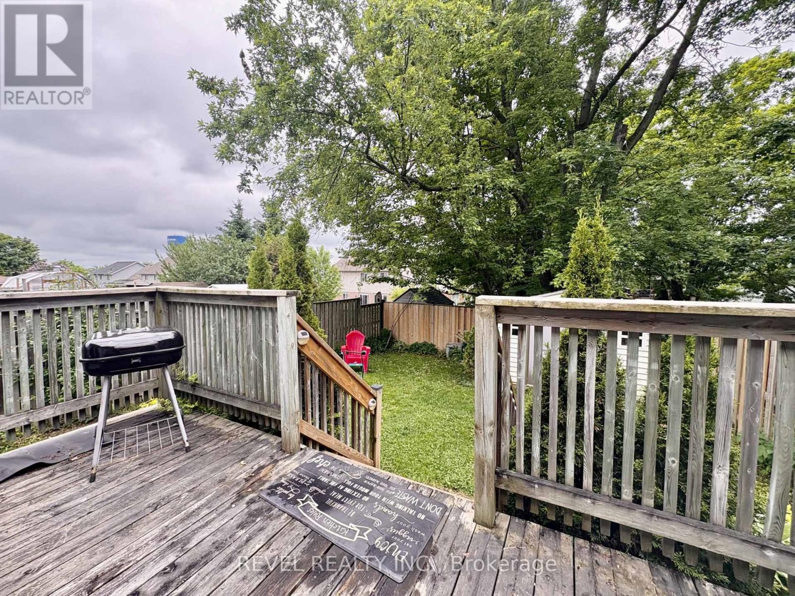 229 Simon Street Property Photo 13