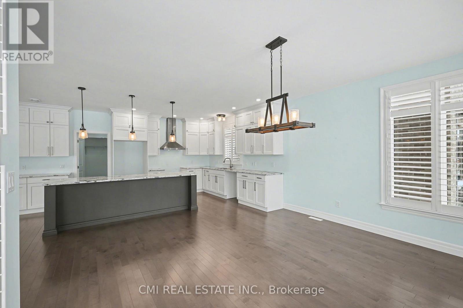 158 Cherrywood Parkway Property Photo 11