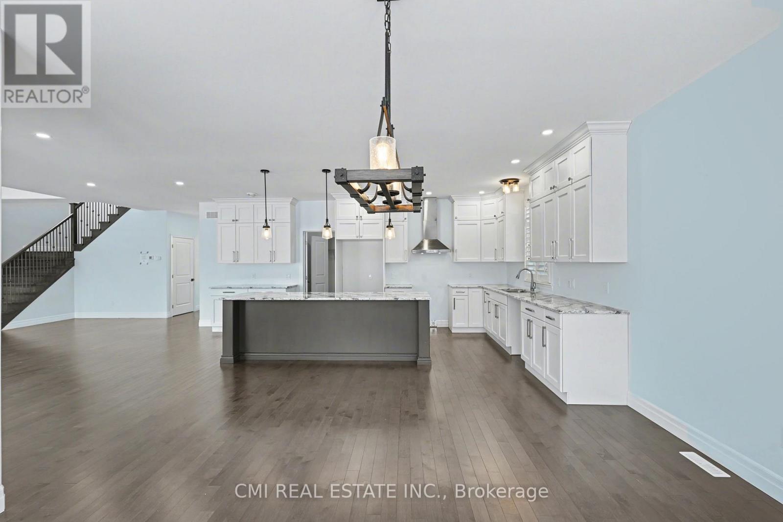 158 Cherrywood Parkway Property Photo 12