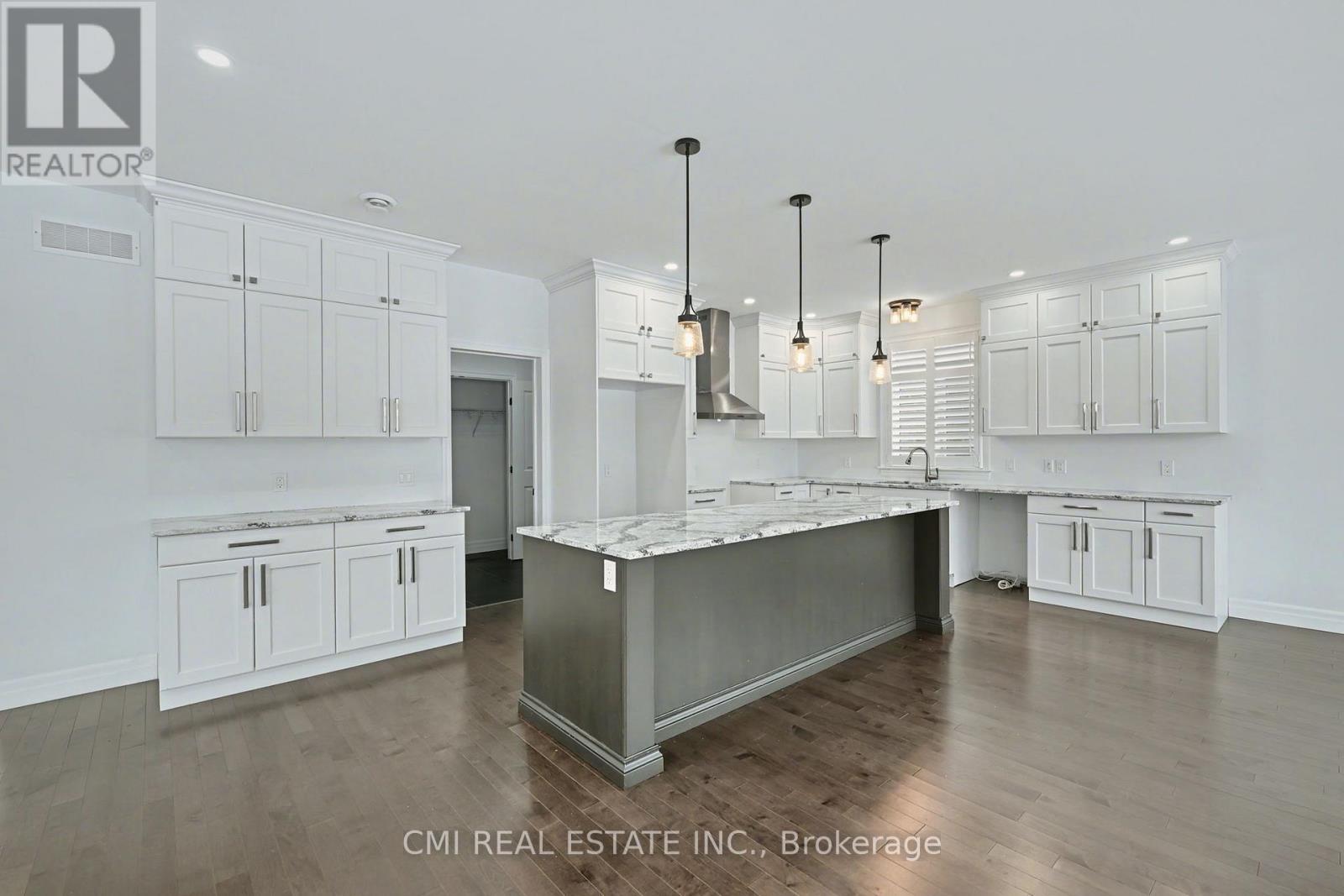158 Cherrywood Parkway Property Photo 13