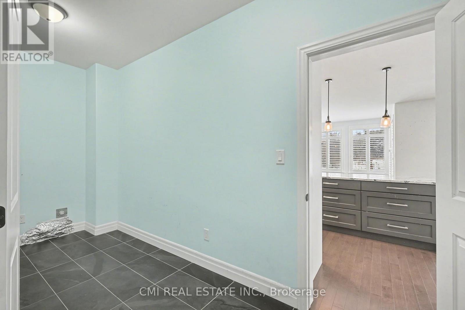 158 Cherrywood Parkway Property Photo 18