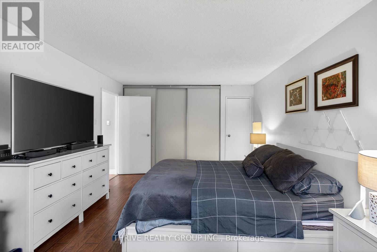 401 - 75 Huxley Street Property Photo 14