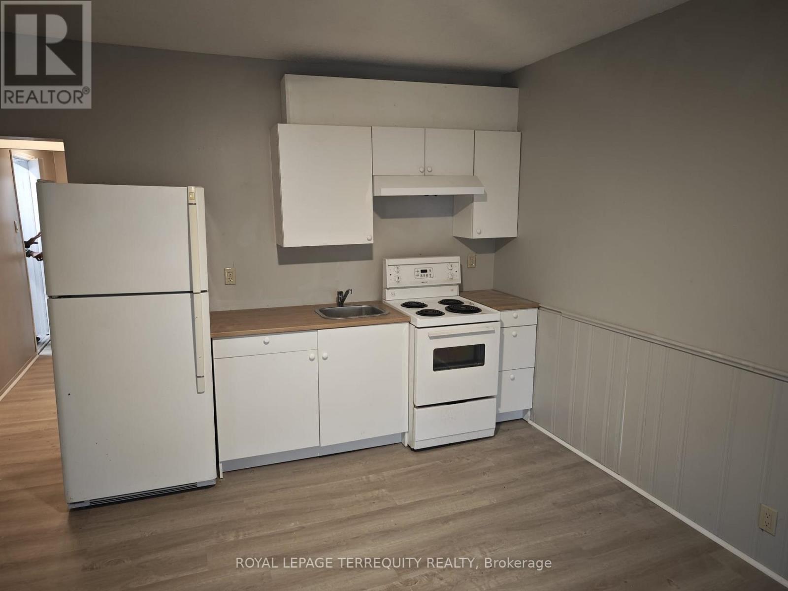 12 Gibson Street Property Photo 9