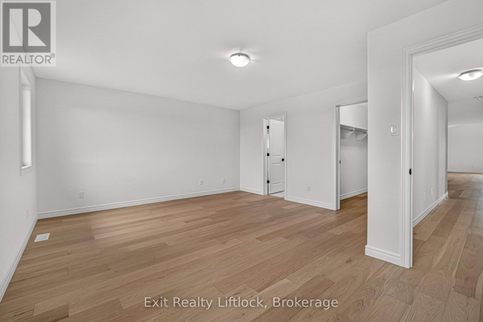 727 Latimer Way Property Photo 17